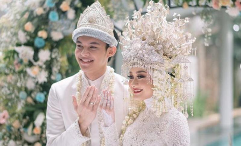 Di Sepertiga Malam Milik Rey Mbayang Trending 2 di YouTube Indonesia