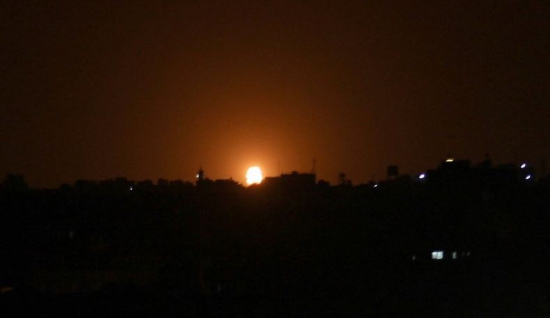 Diserang Roket dari Gaza, Israel Kerahkan Jet Tempur dan Helikopter