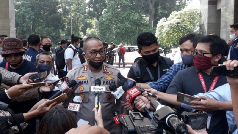 Polsek Ciracas Jakarta Timur Diserang, 2 Polisi Terluka Terkena Senjata Tajam