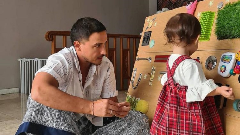 Raisa Ajarkan Zalina Panggil Hamish Daud Bapak, Netizen Terkejut: Sederhana Sekali