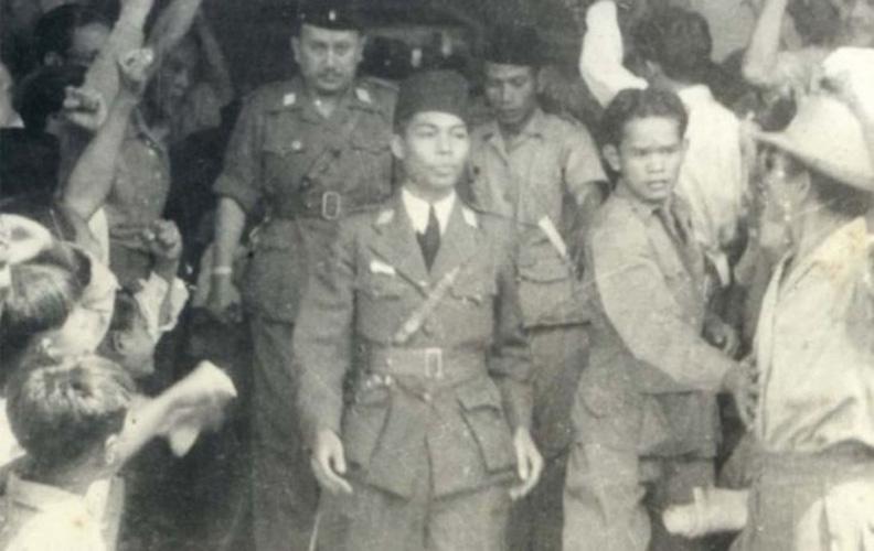 Tentara membonceng indonesia alasan dengan tentara ke nica sekutu Penghianatan Tentara