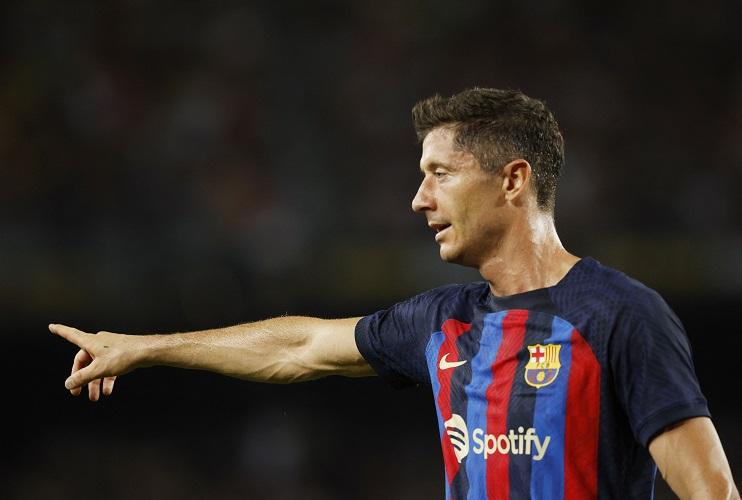 Robert Lewandowski Jadi Korban Pencurian saat Swafoto, Arloji Mewahnya Raib!