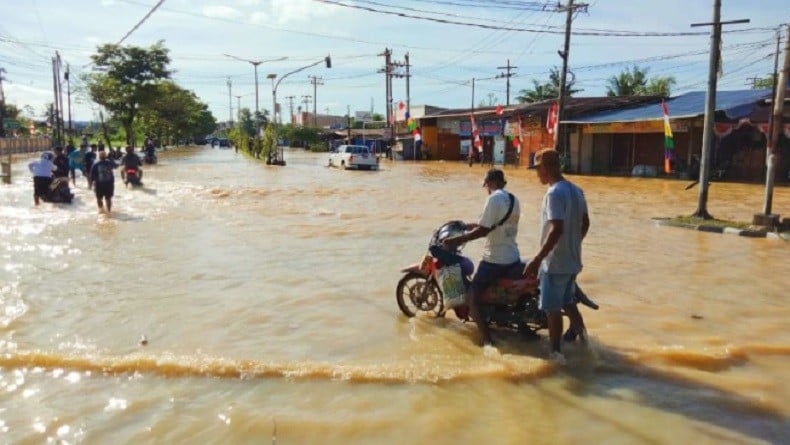 BNPB Sebut Bencana Hidrometeorologi Basah Kembali Dominan: Periode ...