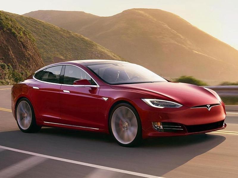 Autopilot Error, Tesla Model S Sebabkan Kecelakan Beruntun News+ on RCTI+
