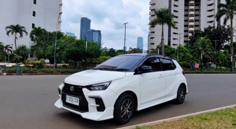 Agya Tipe ATS: Eksplorasi Fitur, Performa, dan Daya Saing di Segmen LCGC