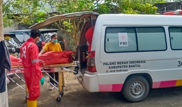 Mahasiswa UMY Ditemukan Tewas Membusuk di Kamar Kos, Petugas Temukan Barang Ini