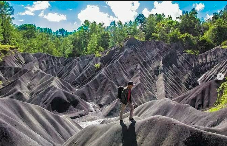 4 Wisata Padang Pasir Terkenal di Indonesia, Bisa Melihat Matahari