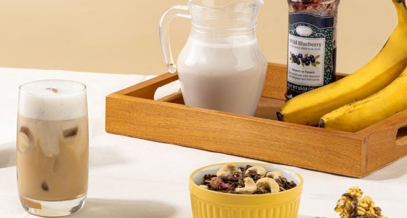 Susu Nabati untuk Kopi: Mana yang Paling Creamy dan Nggak Pecah?