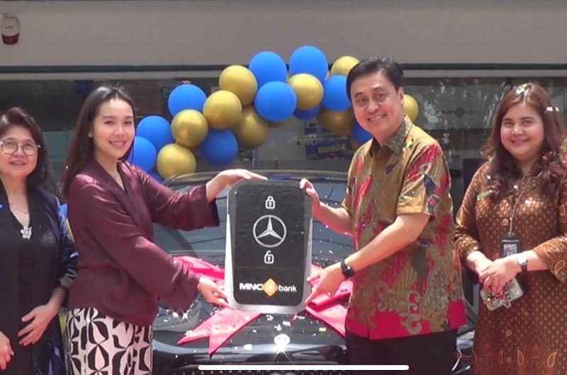 Selamat! Nasabah MNC Bank Ini Dapat Grand Prize Mercy C300 dari Tabungan Dahsyat Arisan