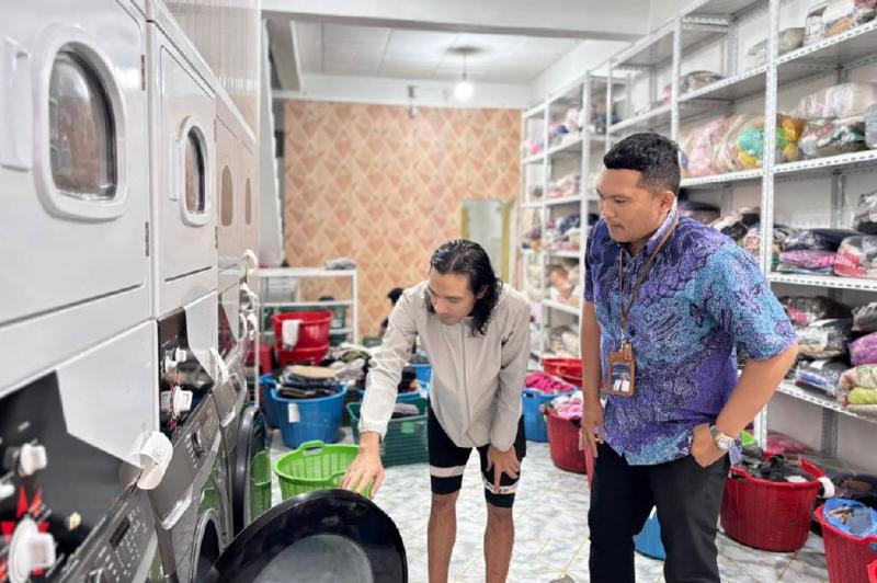 KUR BRI Dorong UMKM Kabanjahe Naik Kelas, dari Usaha Es Buah Jadi Laundry Express