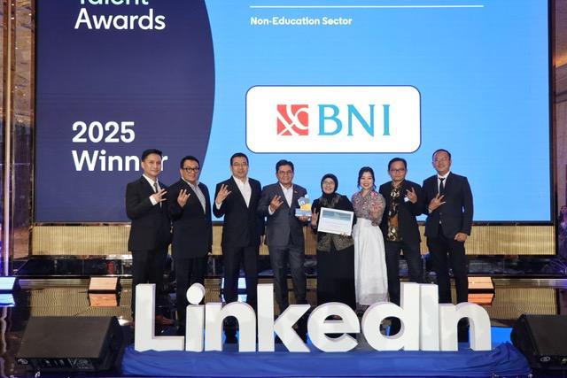BNI Sukses Raih Penghargaan Pelopor Talent Insights LinkedIn Talent Awards 2025