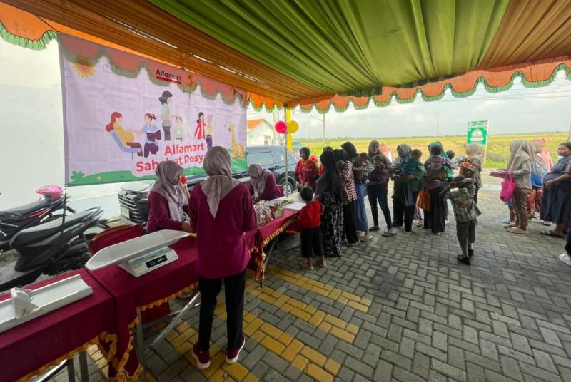 Kolaborasi Alfamart dan Darya-Varia Jangkau 2.800 Penerima Manfaat Posyandu di 28 Kota