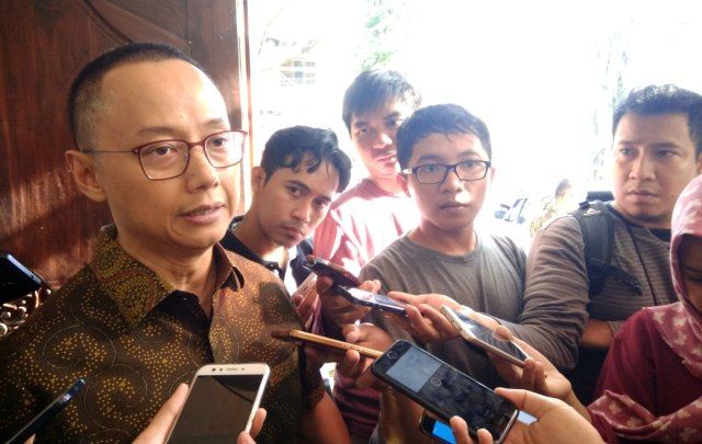 title PAN Siapkan Poros Baru untuk Lawan Khofifah-Gus Ipul PAN Siapkan Poros Baru untuk Lawan Khofifah-Gus Ipul