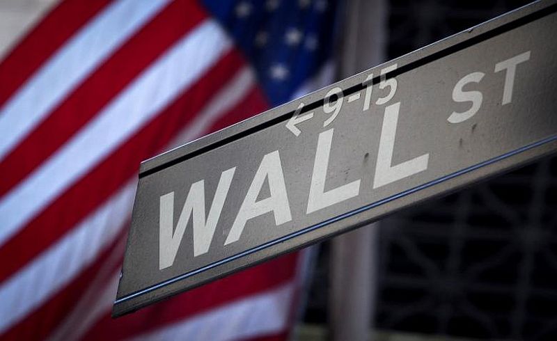 Rilis Laba Kuartal Perusahaan, Wall Street Ditutup Menguat