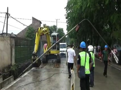 Perbaiki PJU, Lima Pekerja Gorong-Gorong Luka-luka Akibat Kesetrum