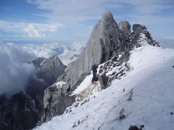 Suka Travelling ke Gunung, Ini Tips untuk Pendaki Pemula