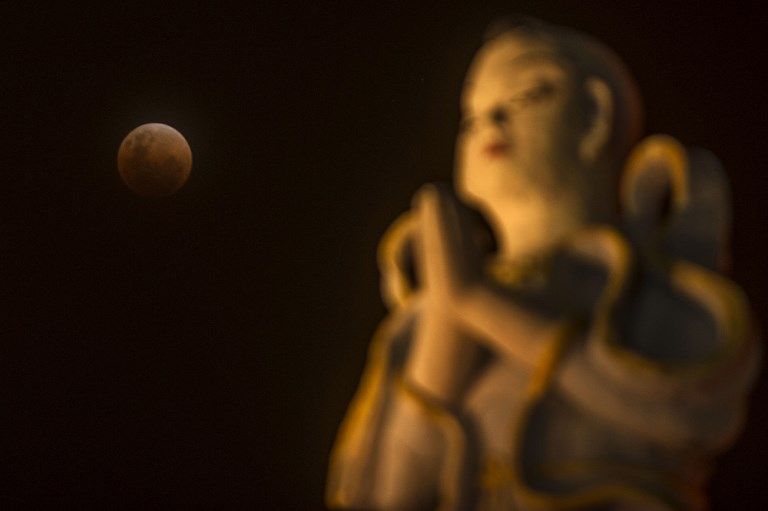 Kumpulan Foto Indah Super Blue Blood Moon - Bagian 16