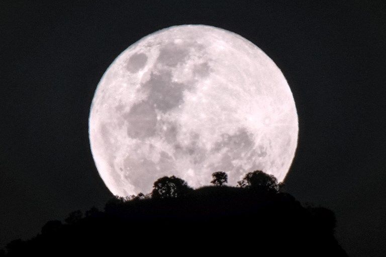 Kumpulan Foto Indah Super Blue Blood Moon - Bagian 5