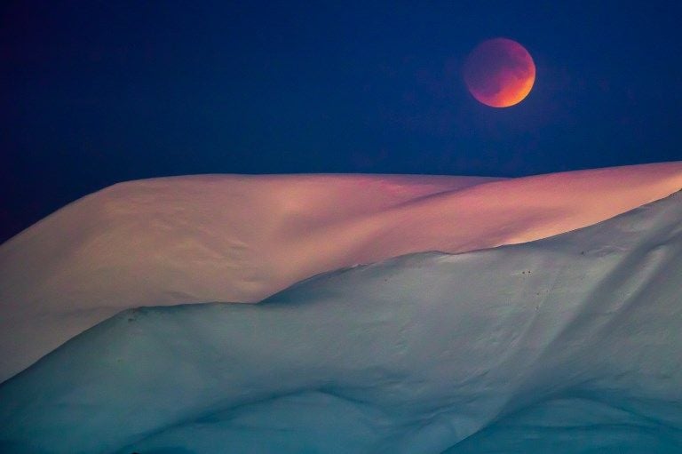 Kumpulan Foto Indah Super Blue Blood Moon - Bagian 3