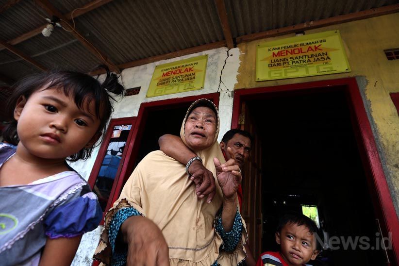 Eksekusi Lahan Sengketa di Surabaya Berlangsung Ricuh - Bagian 14