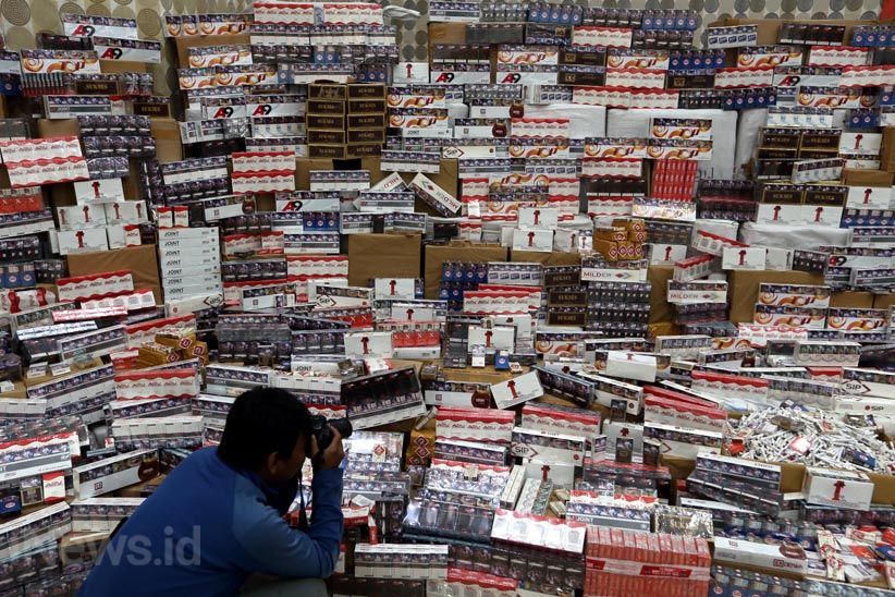 Bea Cukai Musnahkan 10,5 Juta Batang Rokok Ilegal - Bagian 1