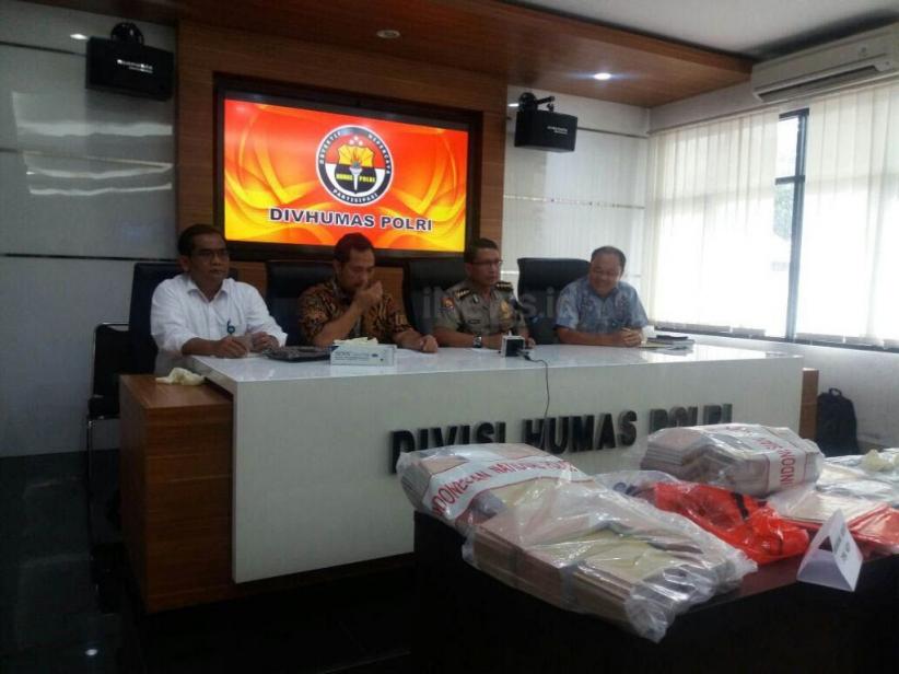 Polisi Ungkap Jasa Online Pembuatan Surat Keterangan Sakit  - Bagian 4