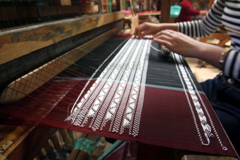 Warna-Warni Kain Ulos Sumatera Utara Buatan Bandung - Bagian 12