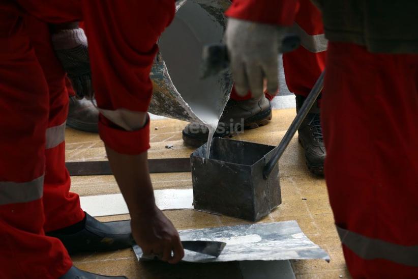 Jalur Khusus Sepeda Motor Jalan MH Thamrin-Merdeka Barat Dicat Kuning - Bagian 4