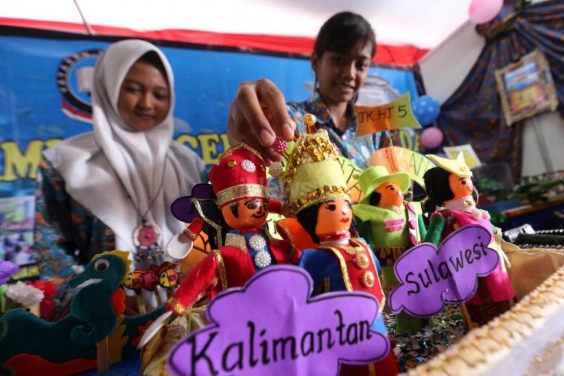 Pameran Pendidikan dan Peluncuran Buku 71 Tahun Yayasan Hang Tuah - Bagian 5