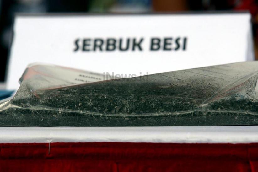 Polda Jatim Bongkar Industri Pengolahan Merkuri Ilegal - Bagian 6