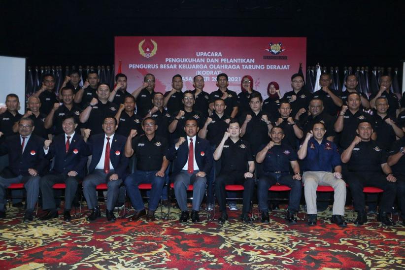 Hary Tanoe Dilantik sebagai Ketua Umum PB Tarung Derajat - Bagian 7