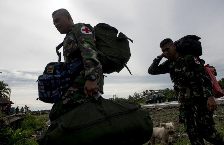 Tim Satgas Kesehatan TNI Tiba di Pedalaman Asmat - Bagian 2