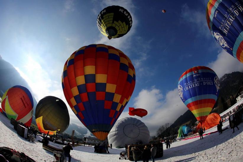 Melihat Keindahan Festival Balon Udara Internasional di Swiss - Bagian 2