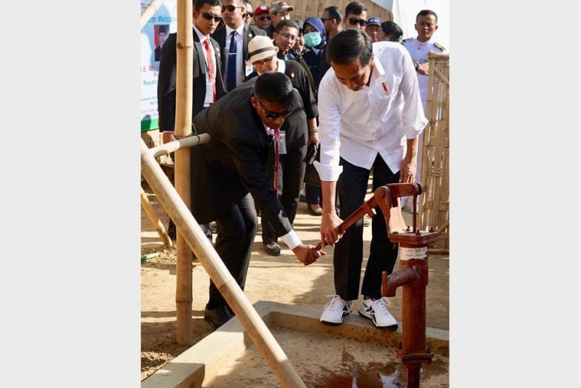Momen Jokowi Kunjungi Pengungsi Rohingya di Bangladesh - Bagian 4