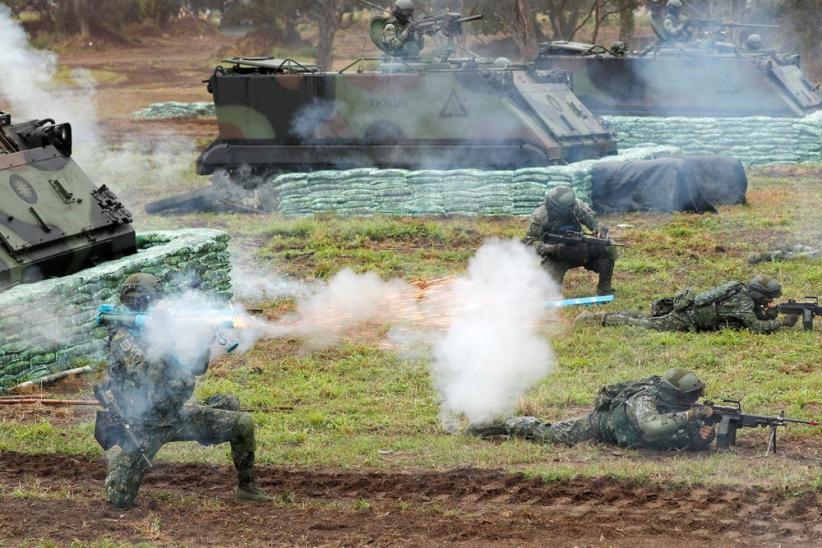Tegang dengan China, Taiwan Latihan Militer Besar-Besaran - Bagian 9