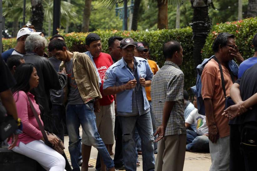 Sopir Angkot Kembali Geruduk Balai Kota - Bagian 9