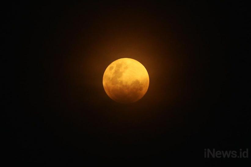 Super Blue Blood Moon Menyapa Bumi - Bagian 1