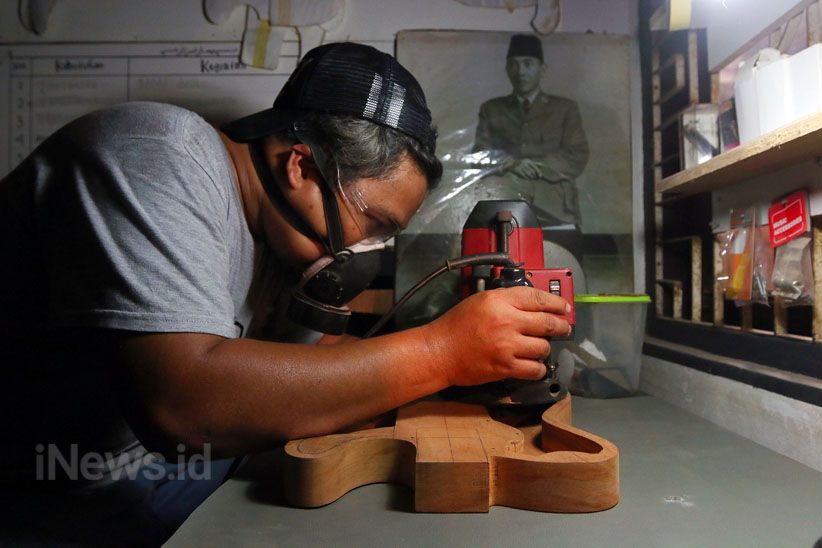 Keren, Gitar Buatan Industri Rumahan Tembus Pasar Luar Negeri - Bagian 8