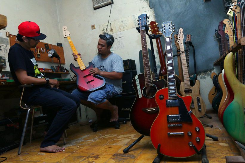 Keren, Gitar Buatan Industri Rumahan Tembus Pasar Luar Negeri - Bagian 2
