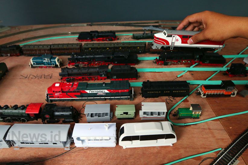 Pamer Koleksi Kereta Api Mini Komunitas Dipo Tangerang - Bagian 4