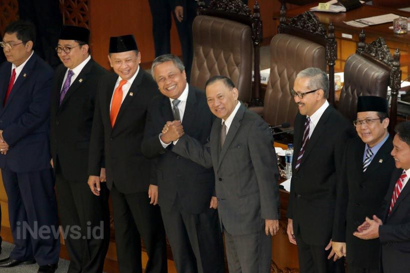 Paripurna DPR Sahkan Perry Warjiyo sebagai Gubernur BI - Bagian 2