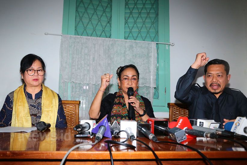 Usai Minta Maaf, Sukmawati Teriak 'Merdeka' - Bagian 2