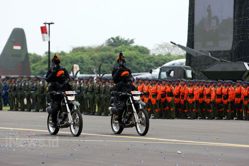 Kemeriahan HUT Ke-72 TNI AU, Ada Aksi Bela Diri hingga Atraksi Jupiter - Bagian 13
