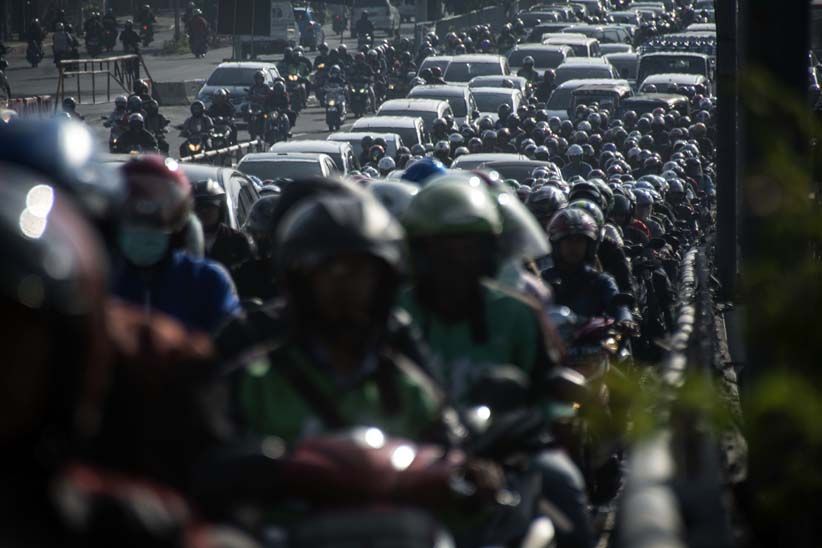 Uji Coba Underpass Matraman, Lalu Lintas Macet Parah - Bagian 3