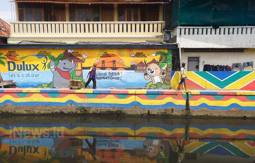 Warna-Warni Tepi Sungai Sekanak Jadi Destinasi Wisata - Bagian 2