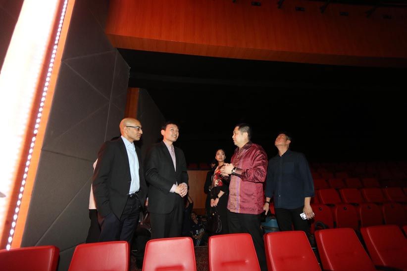 HT Ajak Menkominfo Singapura Keliling Studio iNews - Bagian 3