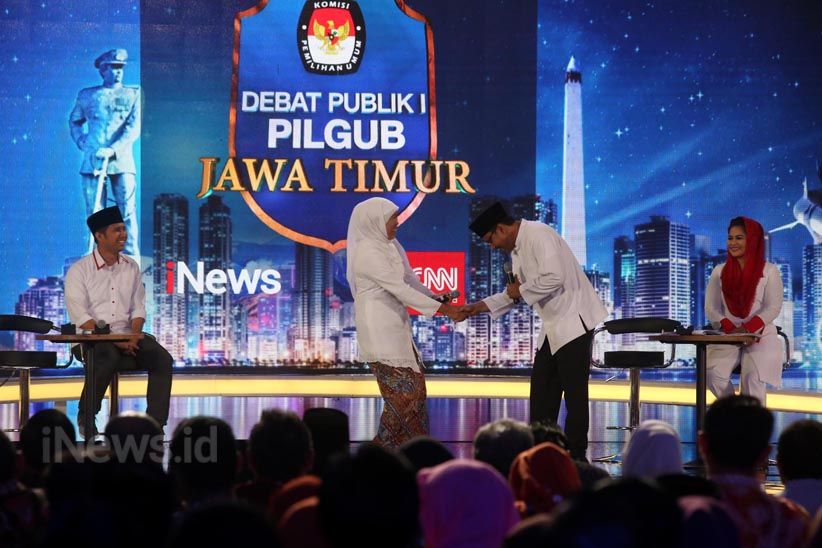 Dua Kandidat Pasangan Pilgub Jawa Timur Ikut Debat Terbuka - Bagian 8