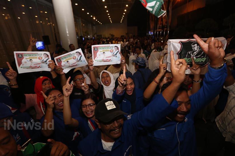 Dua Kandidat Pasangan Pilgub Jawa Timur Ikut Debat Terbuka - Bagian 7