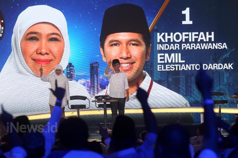 Dua Kandidat Pasangan Pilgub Jawa Timur Ikut Debat Terbuka - Bagian 5