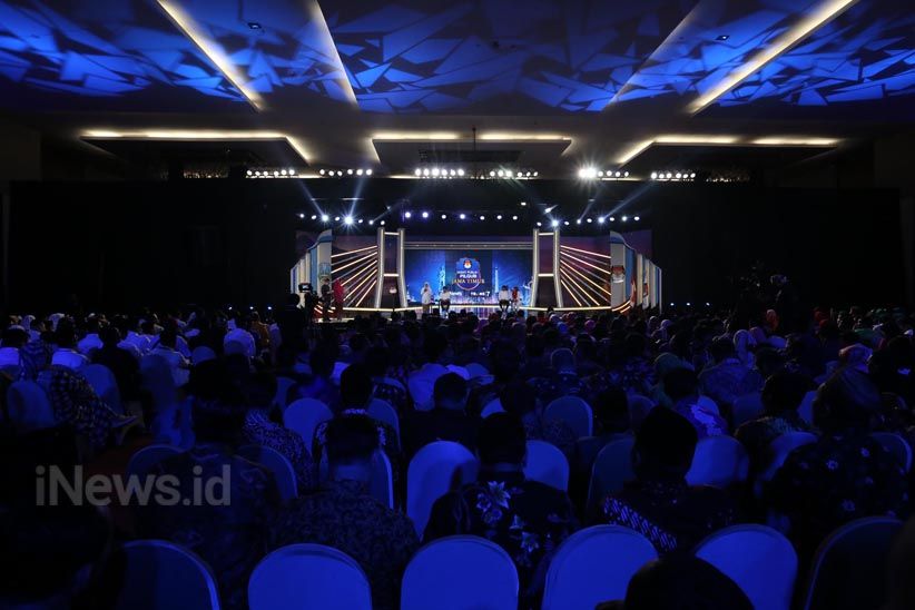 Dua Kandidat Pasangan Pilgub Jawa Timur Ikut Debat Terbuka - Bagian 2